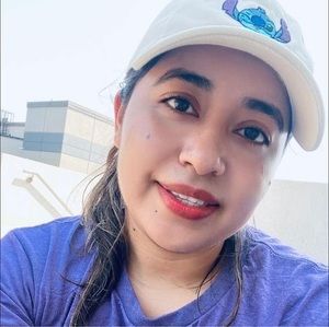 Meet your Posher, Itzel